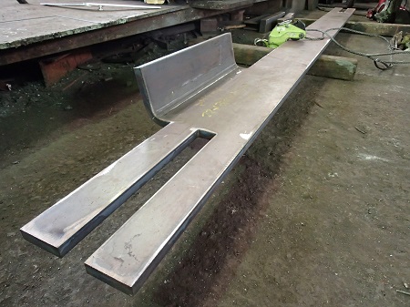 厚板鉄板（板厚２２ｍｍ鋼板）の曲げ加工